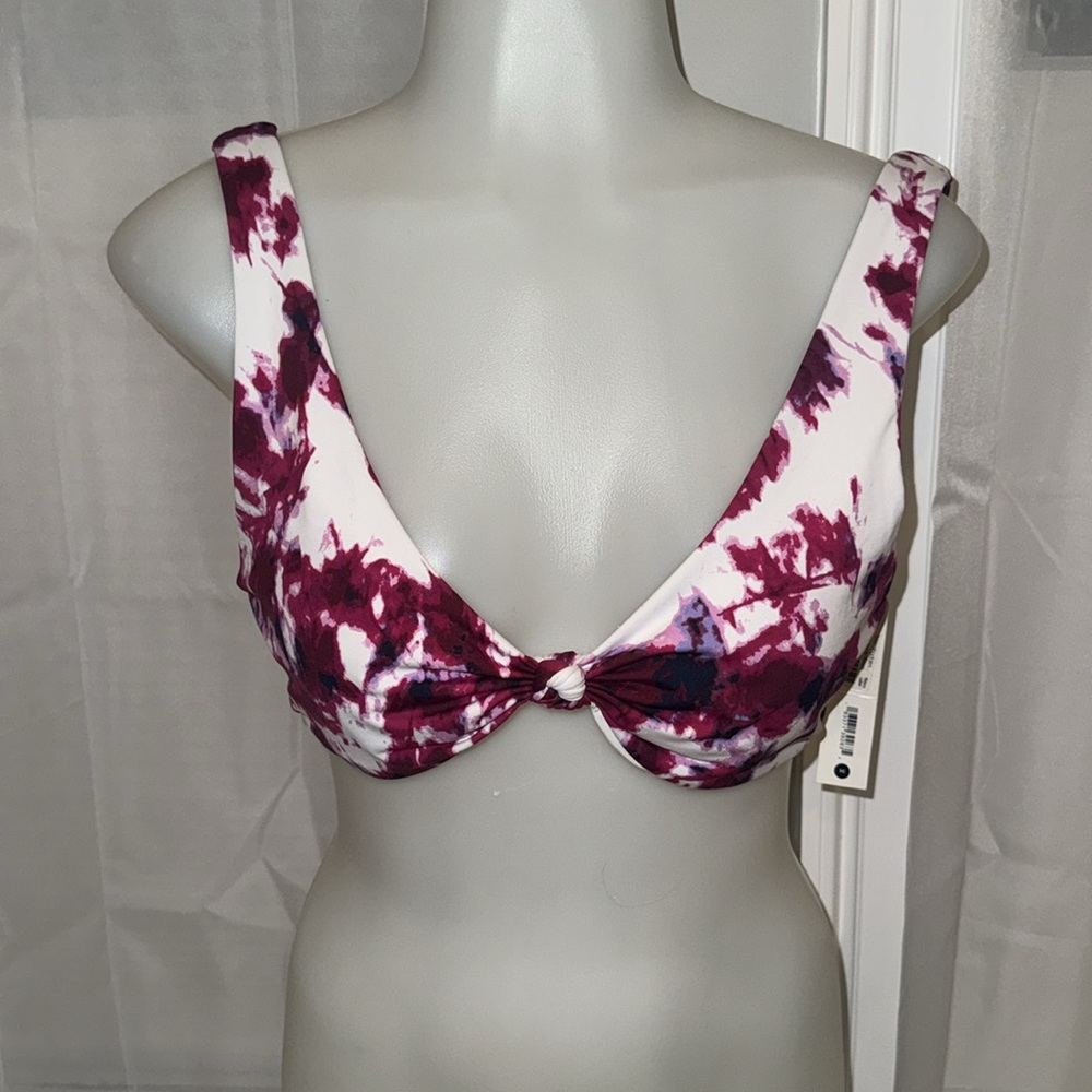 NWT Aqua Swim Knotted Front‎ Tie Dye Bikini Top Medium in Star Print